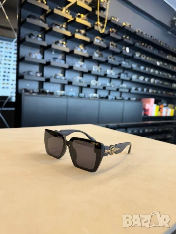 очила с черен обикновен калъф и ув защита versace , снимка 5 - Слънчеви и диоптрични очила - 51316060
