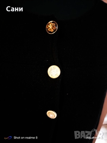 Черна жилетка с копчета , снимка 4 - Жилетки - 51748772