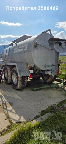 Цистерна за течна тор