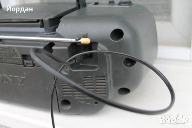 Радио ''Sony CFD-101'', снимка 9 - Радиокасетофони, транзистори - 44295024
