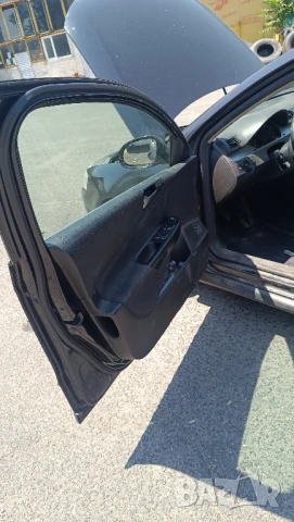 🚗 Продавам Пасат Б6 (Passat B6) 2.0 140кс на ЧАСТИ. (ВСИЧКО НАЛИЧНО) 
(Колата пали и върви), снимка 7 - Части - 51173944