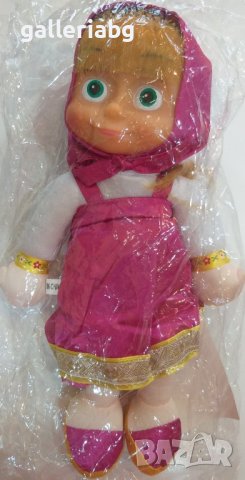 Кукла на Маша от Маша и Мечокът