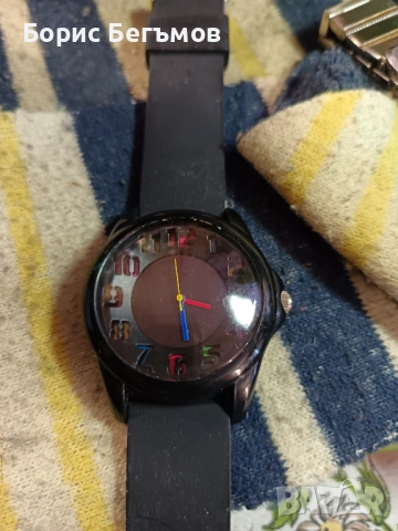 Спортен кварцов часовник, снимка 5 - Водоустойчиви - 52472185