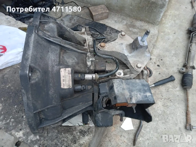 Петстепенна скоростна кутия за Форд Фиеста 1.6 tdci 90к.с 2005г, снимка 8 - Части - 53738821