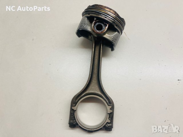 Бутало с биела за VW Golf Голф Ауди Audi Skoda 1.5 TSI бензин DPBA 04EAM 2019, снимка 2 - Части - 42611354