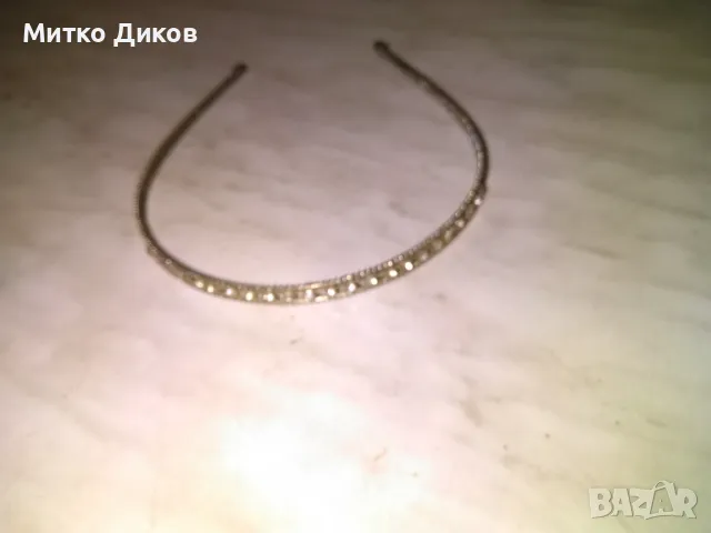 диадема с 23 кристали отлична