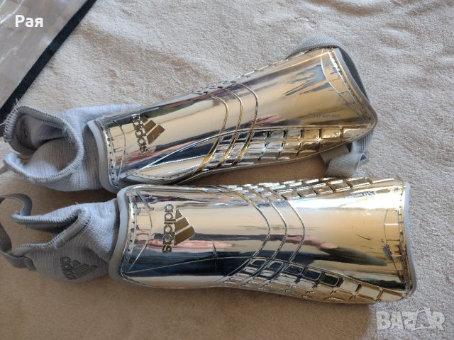 Футболни кори / протектори Adidas  F50  Metallic Silver White L