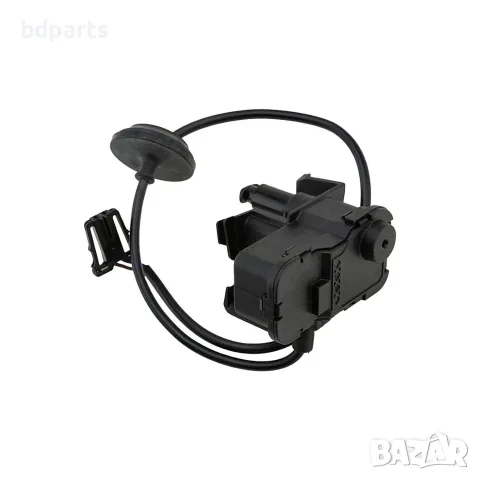 Моторче за заключване на капачка резервоар, VW Beetle, снимка 2 - Части - 56143203