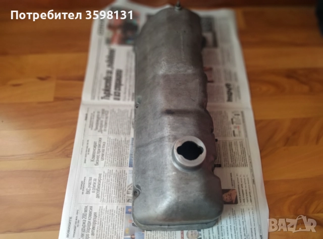 Продавам капак за клапани на ЛАДА 2105. , снимка 5 - Части - 52274343