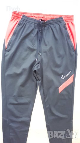 Оригинално долнище на NIKE , снимка 3 - Спортни екипи - 42591722