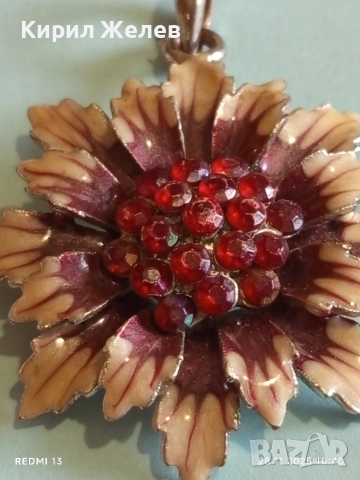 Винтидж медальон с флорален мотив цветен емайл Червен Кехлибар 52261, снимка 5 - Колиета, медальони, синджири - 52570564