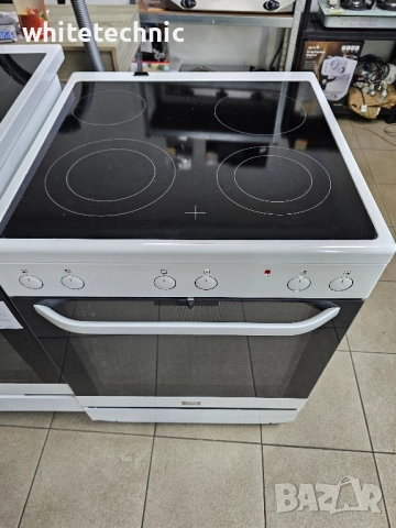 Свободностояща печка с керамичени котлони Voss Electrolux 74L 2г.гаранция , снимка 2 - Печки, фурни - 52501971