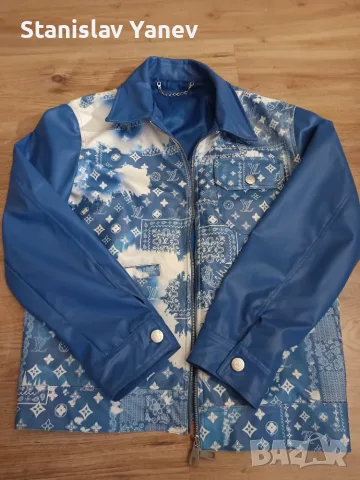луксозният модел Louis Vuitton Monogram Bandana Mix Leather Denim Jacket.