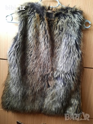 Елече H&M, снимка 2 - Детски якета и елеци - 42213994