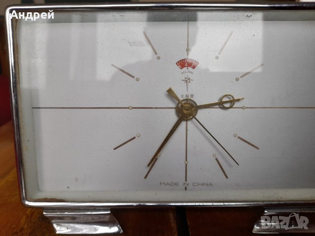 Стар настолен часовник будилник Diamond, снимка 2 - Други ценни предмети - 34197487