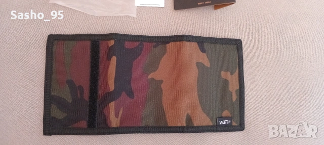 Портфейл VANS , снимка 6 - Портфейли, портмонета - 53622347