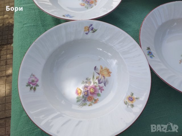 Български порцелан чинии,кана,купа, снимка 3 - Чинии - 34244475