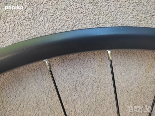 Продавам колела внос от Германия  алуминиева предна капла с диск SHIMANO SM-RT10-M 28 цола, снимка 7 - Части за велосипеди - 41808938