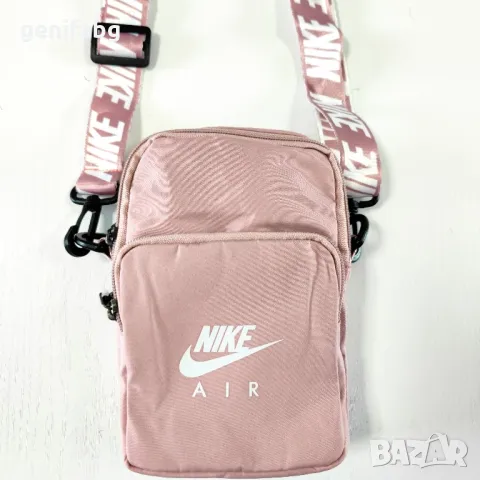 Чанта / Чантичка Найк (Nike), снимка 3 - Чанти - 47613867