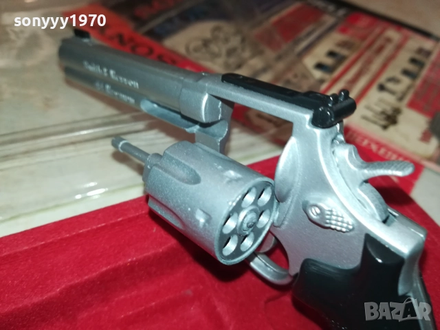 SMITH & WESSON 629 CLASSIC PP МЕТАЛЕН ПИСТОЛЕТ ЗА КОЛЕКЦИЯ-ВНОС SWISS 2109251244 , снимка 6 - Колекции - 51785269