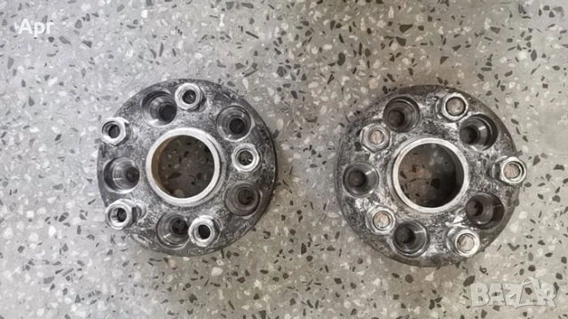 2бр ОРИГИНАЛНИ, НЕМСКИ ФЛАНЦИ за СУБАРУ / SUBARU 5x100, 56.1 mm