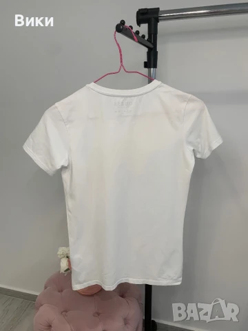 Тениска Guess размер S, снимка 16 - Тениски - 51036368
