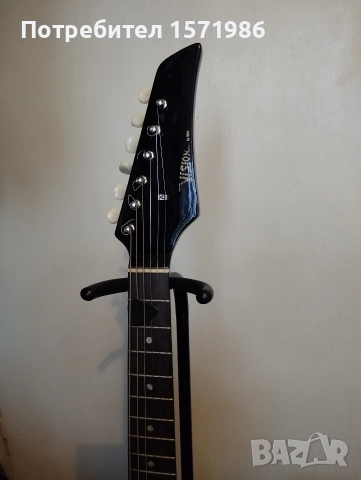 Детско юношеска електрическа китара с кубе, кабел, калъф,колан, тунер и слушалки , снимка 4 - Китари - 52792871