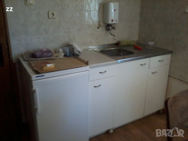 Давам самостоятелна стая с баня и тоалетна под наем, снимка 2 - Стаи под наем - 52276256