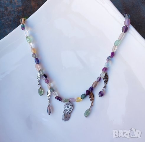 Ангелски крила. Колиета чокър с многоцветен флуорит, снимка 4 - Колиета, медальони, синджири - 41631007