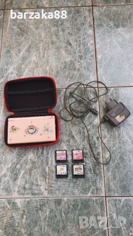 Nintendo DS LITE + Игри + Калъф + Зарядно