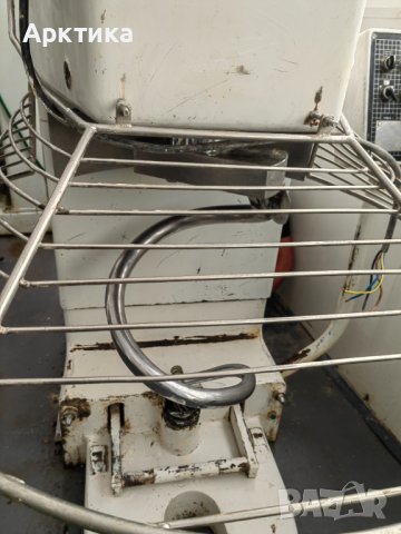 Спирална тестомесилка, снимка 5 - Обзавеждане на кухня - 41768057