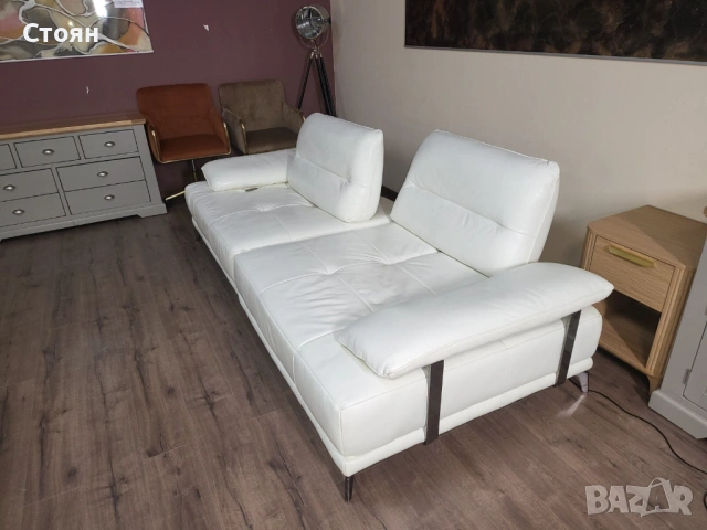 Бял кожен диван тройка Artemis с електрически облегалки, снимка 4 - Дивани и мека мебел - 53755721