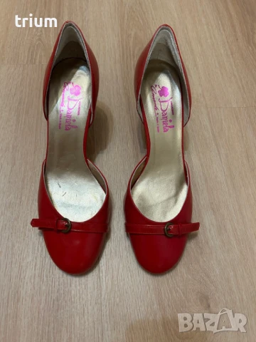 Елегантни дамски обувки с ток, естествена кожа, червен цвят, номер 39 