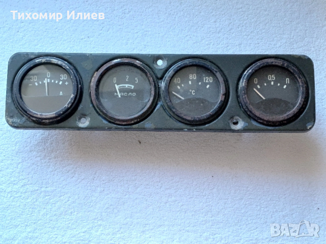 Табло с уреди УАЗ 