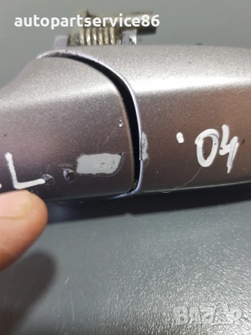 Външна дръжка за задна лява врата сребрист цвят за Mazda 6 (2002-2006), снимка 3 - Части - 53714530