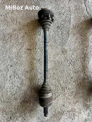 Задна полуоска BMW E90 E91, снимка 2 - Части - 52158710