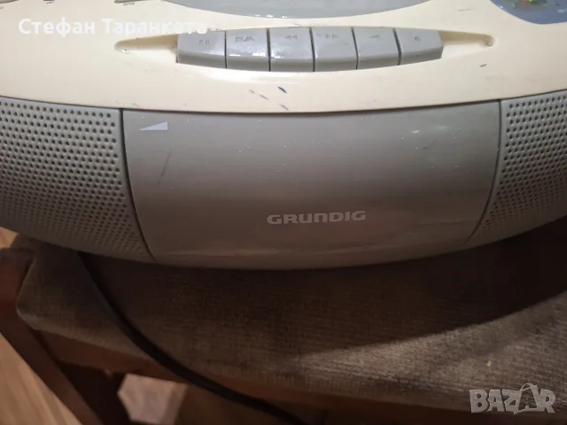 радио касетофон и CD pleyar Grundig , снимка 4 - Радиокасетофони, транзистори - 55838463