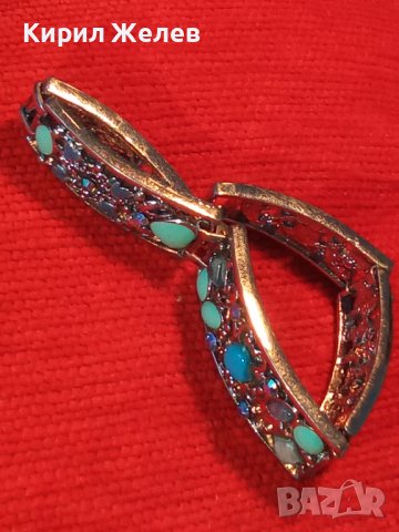 МНОГО КРАСИВА ФЛОРАЛНА ФИЛИГРАНЕН ТИП МЕДНА РЕТРО ГРИВНА с БЯЛА ПОЗЛАТА и КРИСТАЛИ 21154