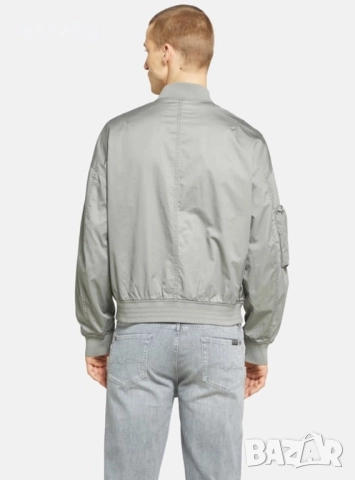 EMPORIO ARMANI ново оригинално яке XXL, снимка 3 - Якета - 52177747