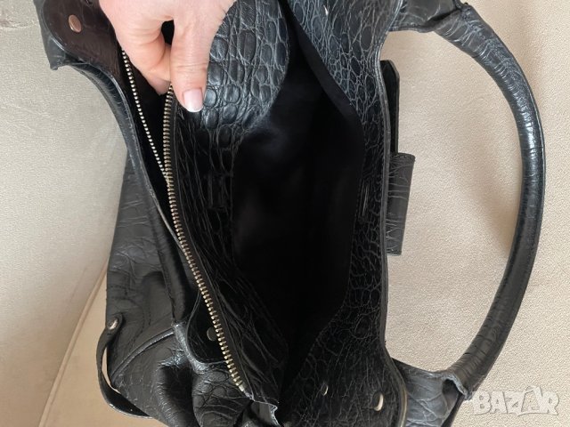 Дамска кожена чанта Musette, шагренова кожа, снимка 5 - Чанти - 44265381