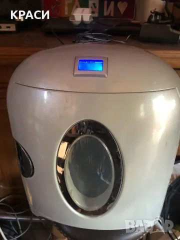 продавам хладилник на 12-220 волта