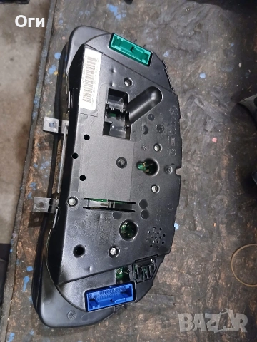 Километражно табло за Фолксваген Пасат В5.5 3B0 920 805 D, снимка 2 - Части - 53511336