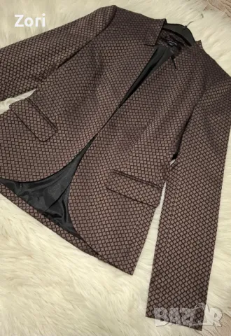 СУПЕРСТИЛНО и ЕЛЕГАНТНО сако в черно-бордо шарки, снимка 2 - Сака - 48697960