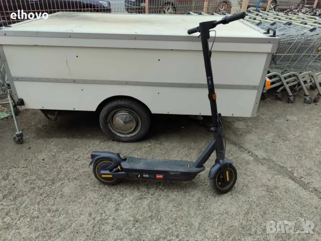 Електрически скутер-тротинетка KICKSCOOTER MAX G2