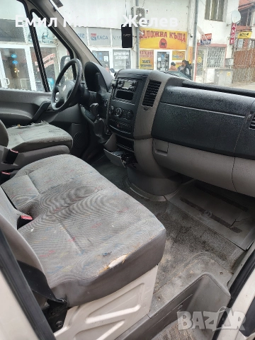 VW Crafter 2.5 TDI, снимка 13 - Бусове и автобуси - 52833443