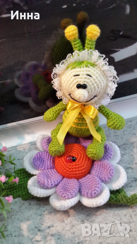 Плетена играчка Буболечка+голямо цвете, Плетени, ръчно изработени., снимка 12 - Романтични подаръци - 32279475