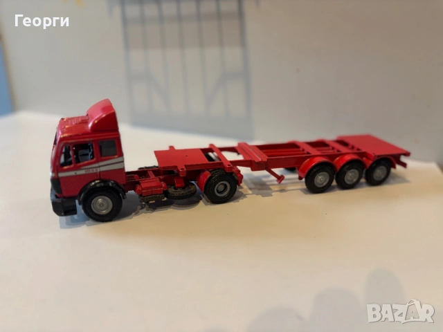 Метално камионче Мерцедес 1844, снимка 6 - Колекции - 53656054