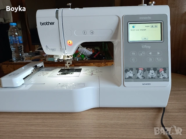Машина за бродиране Innov-is m340ed, снимка 2 - Шевни машини - 53847197