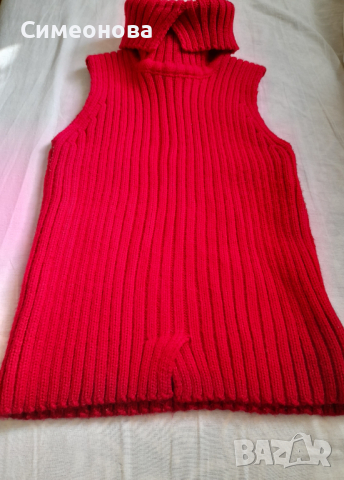 Продавам дамски пуловер