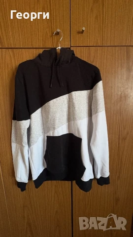Черно-бяла блуза